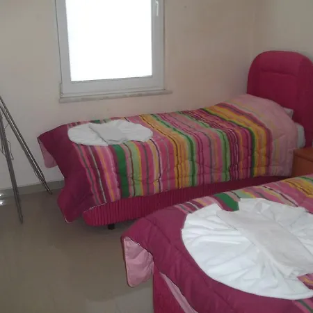 Apartahotel Mitos