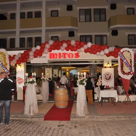 Mitos Apartahotel 2*